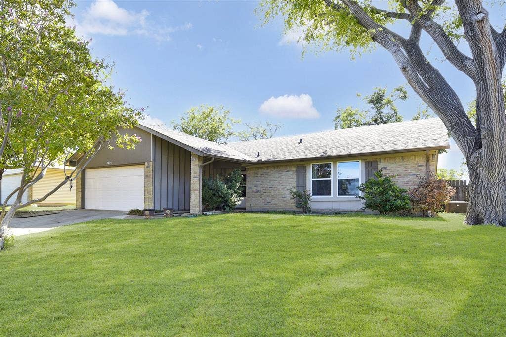 2010 Statler Drive, Carrollton, TX 75007