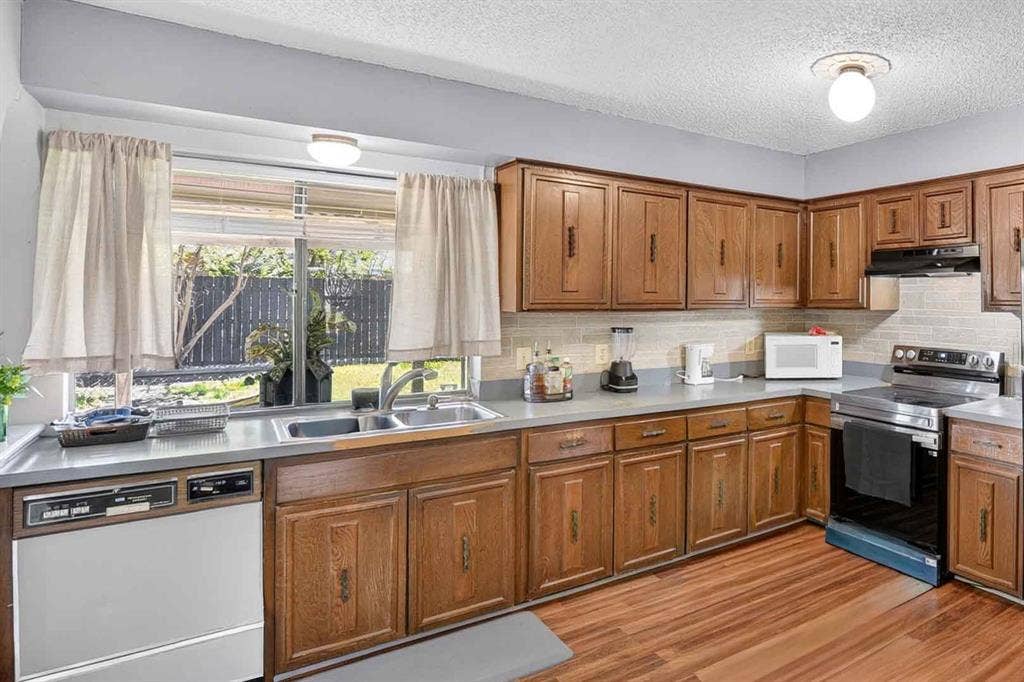 2010 Statler Drive, Carrollton, TX 75007