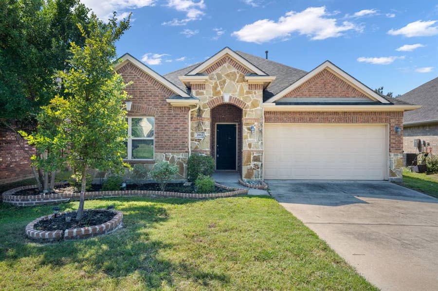 Property photo for 2012 Michelle Creek Drive, Little Elm, TX