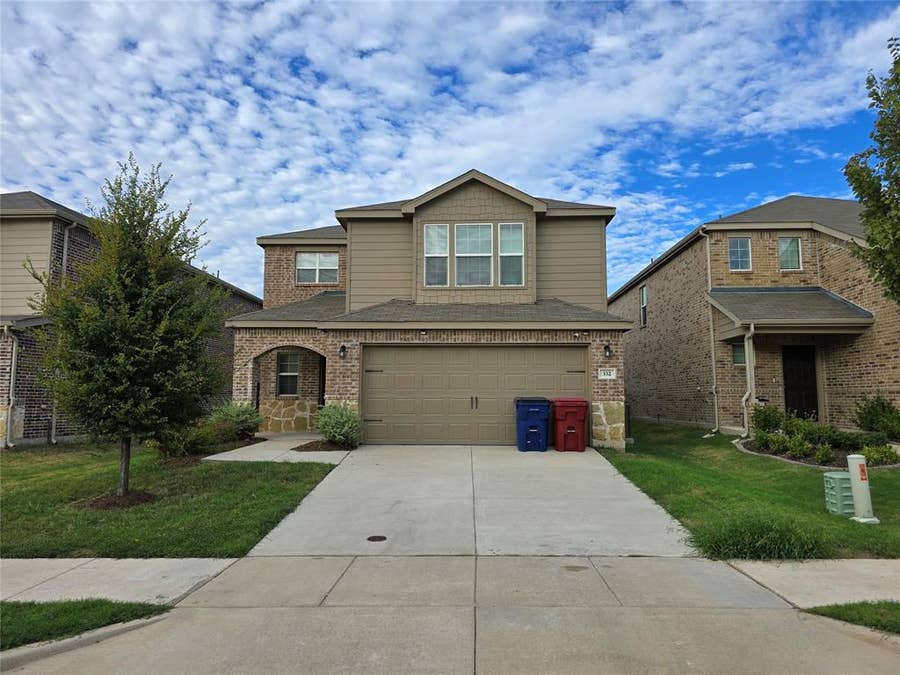 Property photo for 332 Glenwick Lane, Van Alstyne, TX