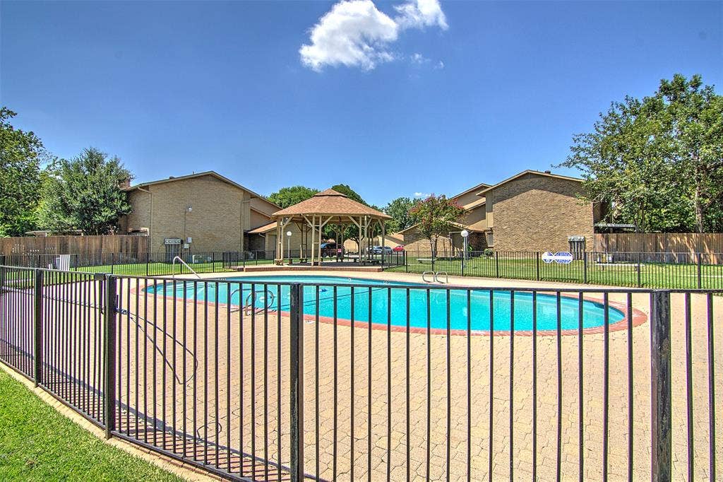 3121 Willowbrook Court, Garland, TX 75044