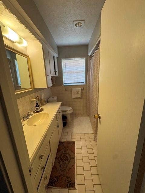 8324 Lullwater Drive, Dallas, TX 75218 8324 Lullwater Drive, Dallas, TX 75218