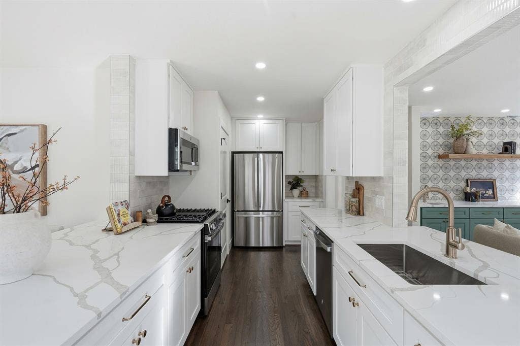 1717 Virginia Place, Fort Worth, TX 76107