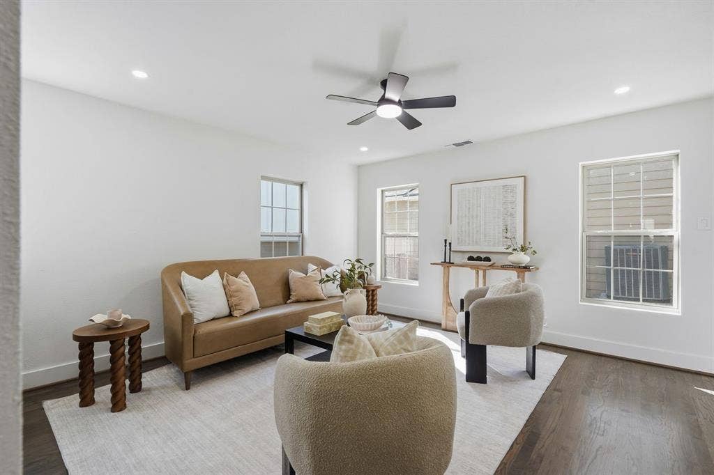 1717 Virginia Place, Fort Worth, TX 76107