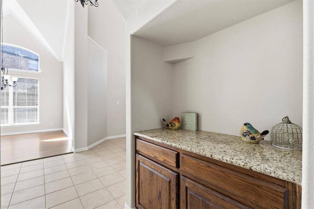 7710 Keith Lane, Sachse, TX 75048 Perfect nook for planning or keeping the family calendar!