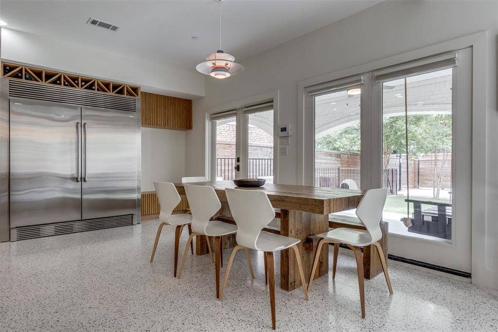 2829 Dyer Street, University Park, TX 75205