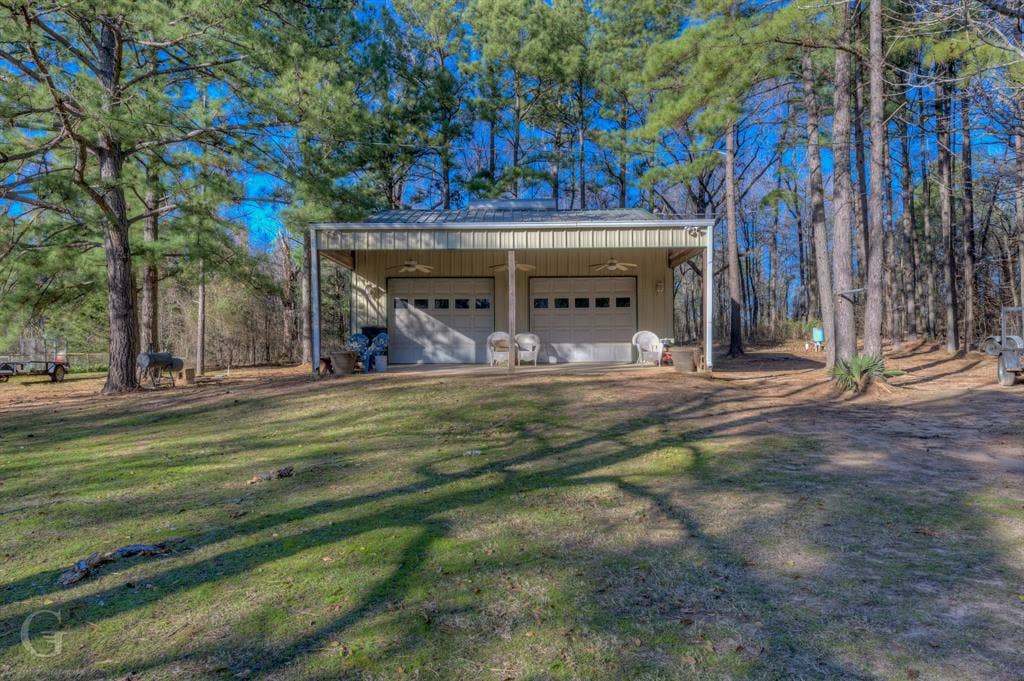 111 White Road, Frierson, LA 71027