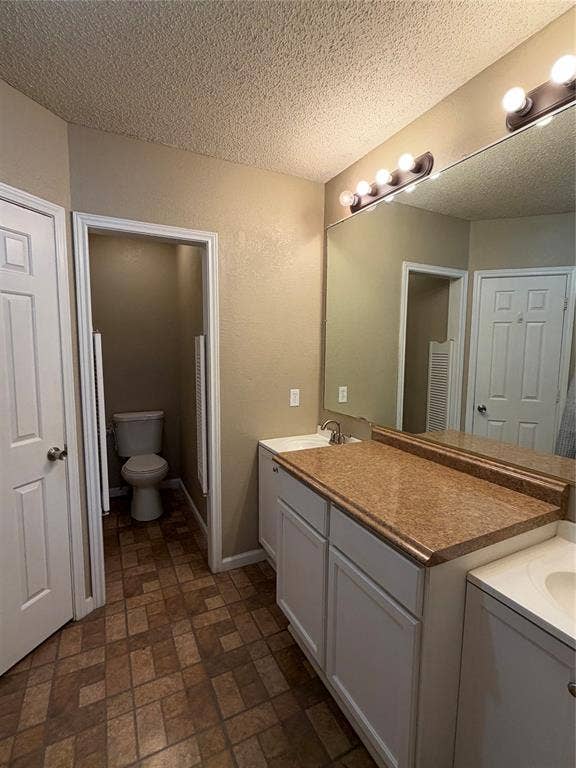 302 Pool Street, Cedar Hill, TX 75104 302 Pool Street, Cedar Hill, TX 75104