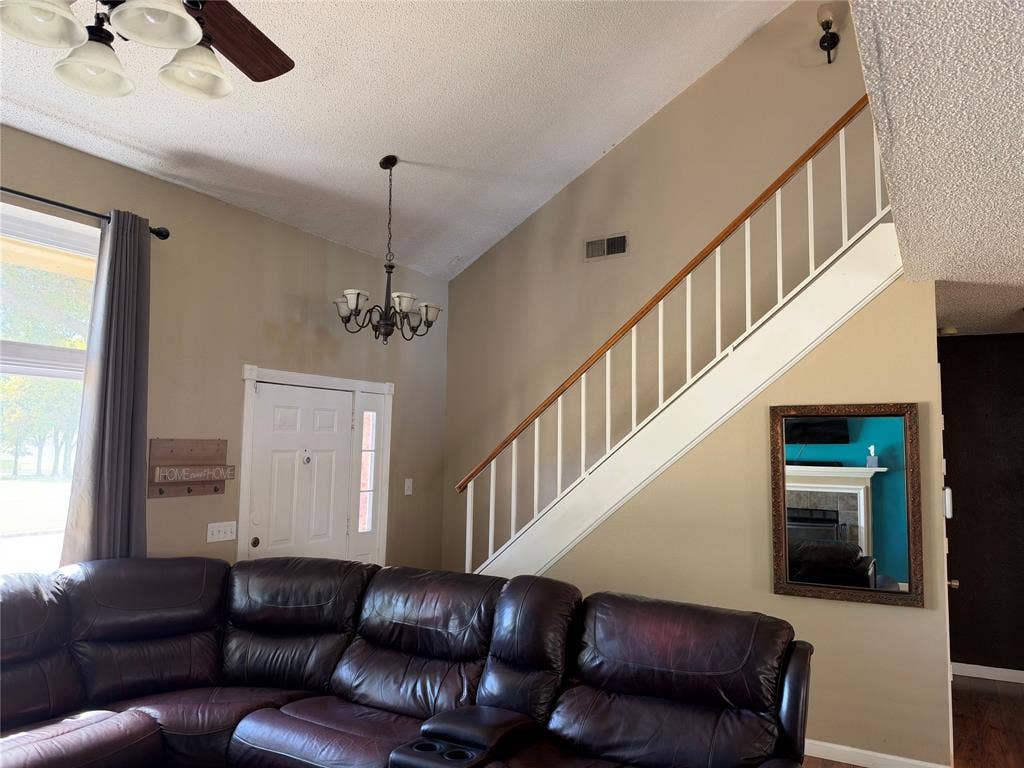 302 Pool Street, Cedar Hill, TX 75104 302 Pool Street, Cedar Hill, TX 75104