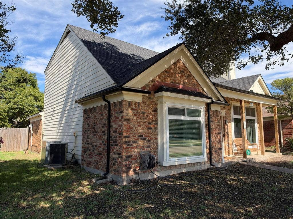 302 Pool Street, Cedar Hill, TX 75104 302 Pool Street, Cedar Hill, TX 75104