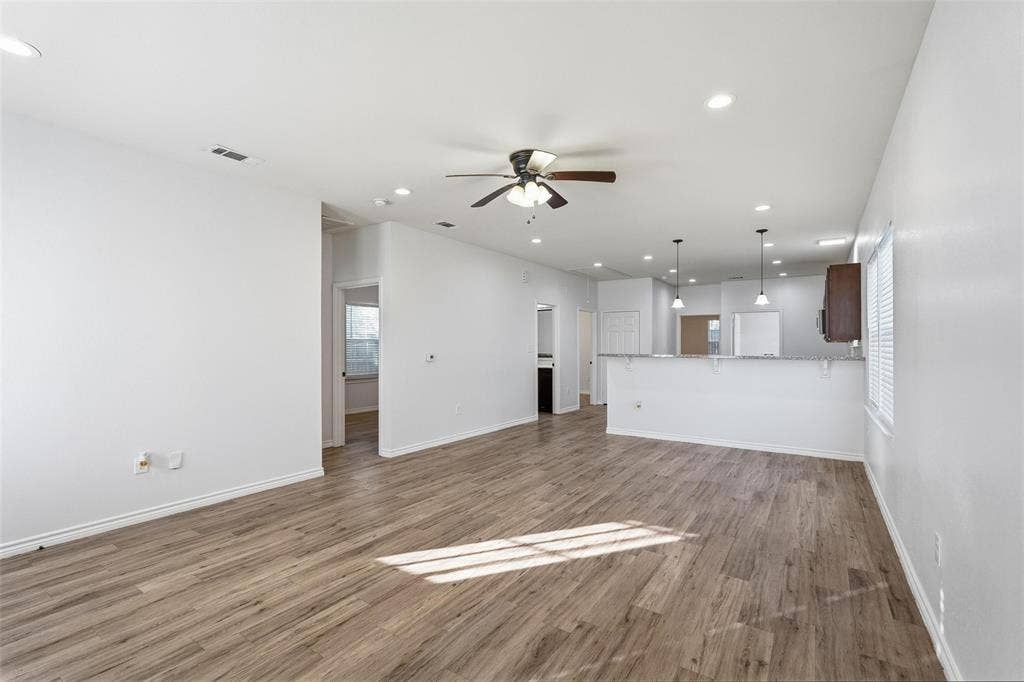 124 Chris Drive, Rockwall, TX 75032 124 Chris Drive, Rockwall, TX 75032
