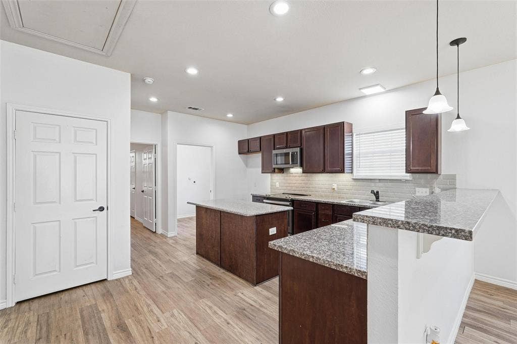 124 Chris Drive, Rockwall, TX 75032 124 Chris Drive, Rockwall, TX 75032
