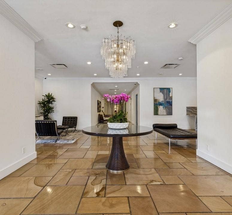 3883 Turtle Creek Boulevard, #317, Dallas, TX 75219 Grand Foyer
