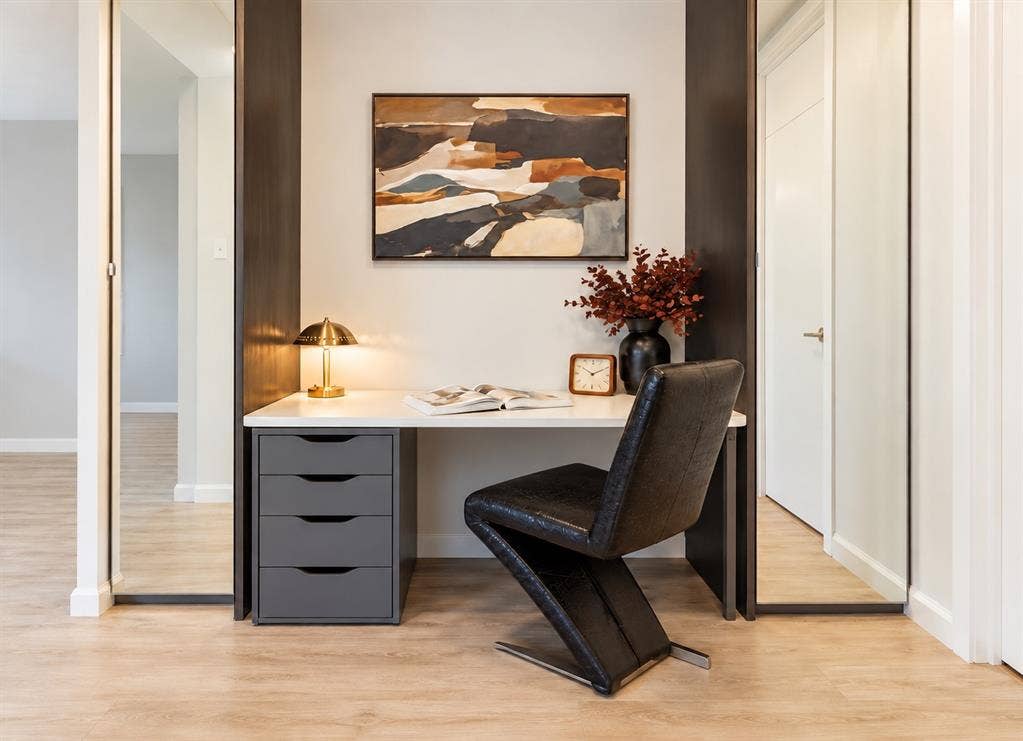 3883 Turtle Creek Boulevard, #317, Dallas, TX 75219 Desk and Workspace
