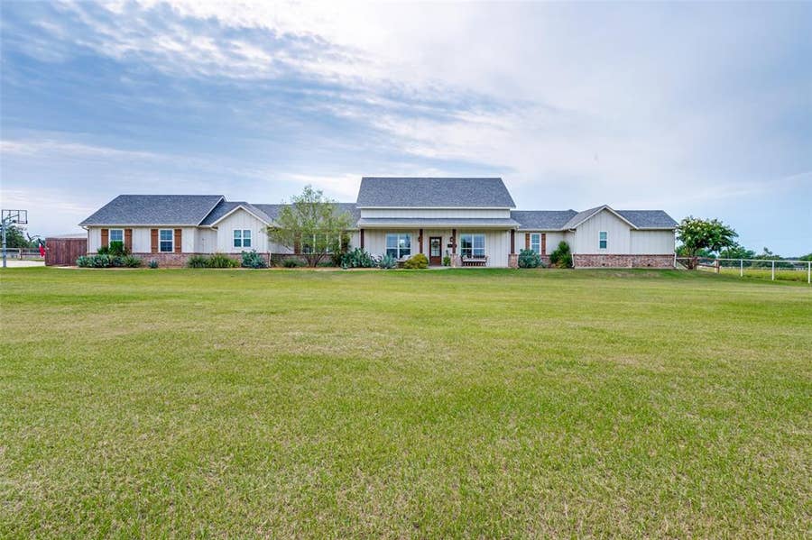 Property photo for 6200 Mcnatt, Aubrey, TX