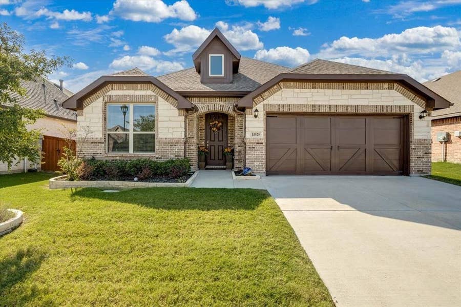 Property photo for 14925 Nightmist Road, Aledo, TX
