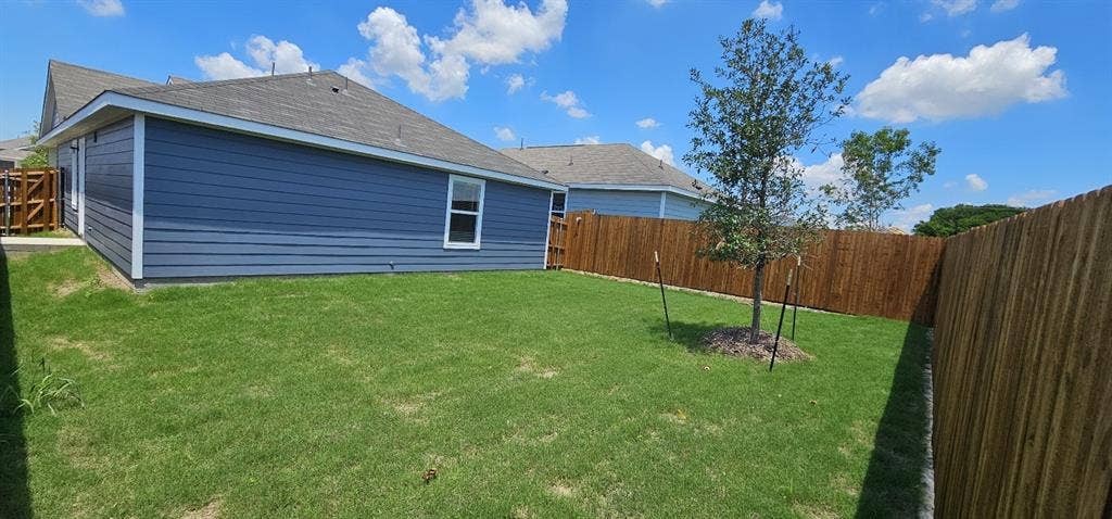 9216 Grackle Place, McKinney, TX 75071 View of fenced backyard