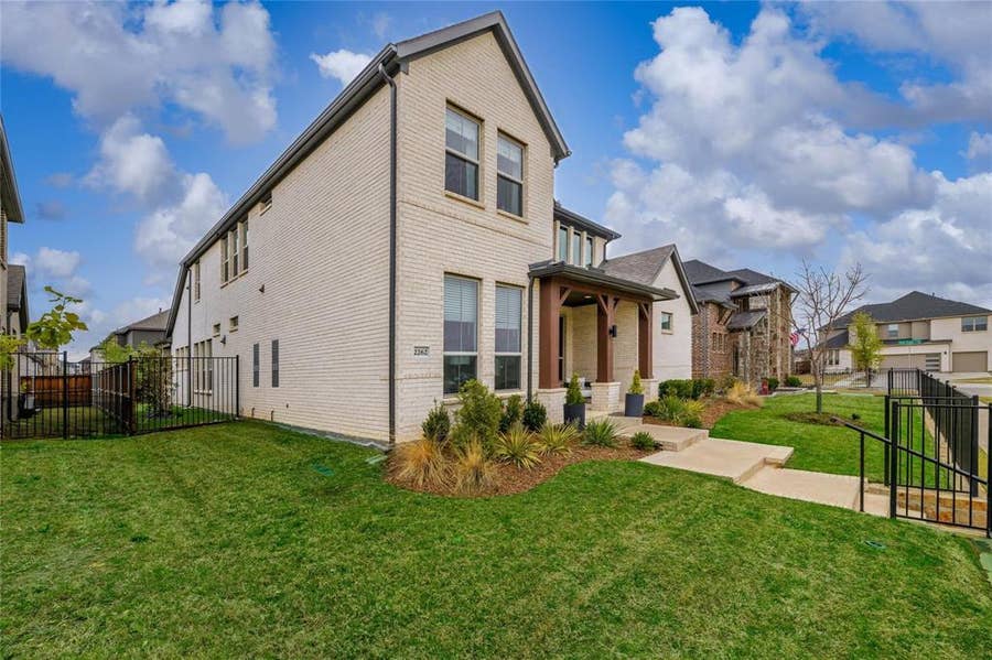 Property photo for 2262 Poppyvine Road, Frisco, TX