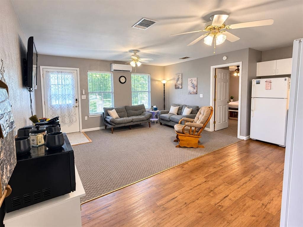 Guest Living