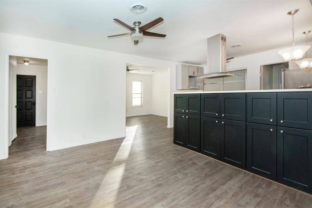 2706 S 5Th Street, Garland, TX 75041 2706 S 5Th Street, Garland, TX 75041