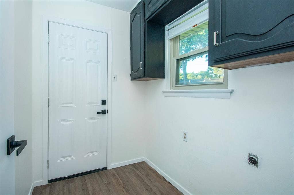 2706 S 5Th Street, Garland, TX 75041 2706 S 5Th Street, Garland, TX 75041