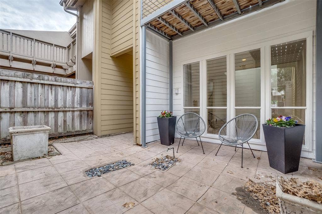 4135 Buena Vista Street, Dallas, TX 75204