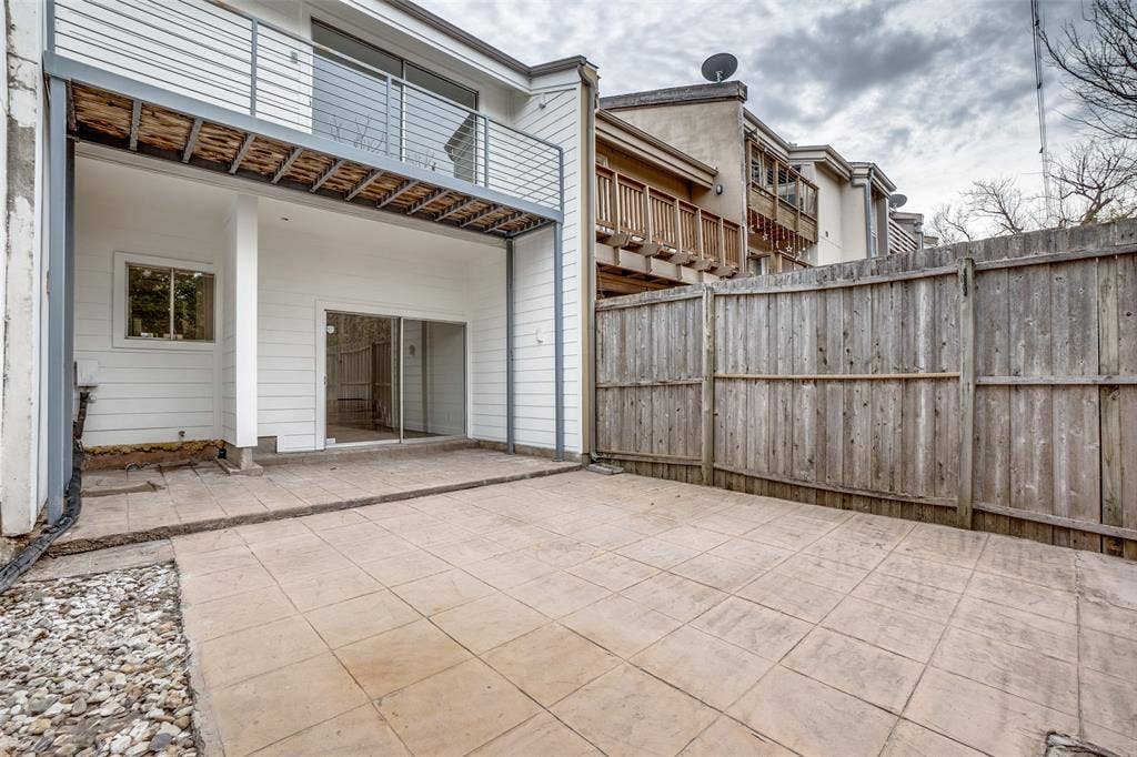 4135 Buena Vista Street, Dallas, TX 75204