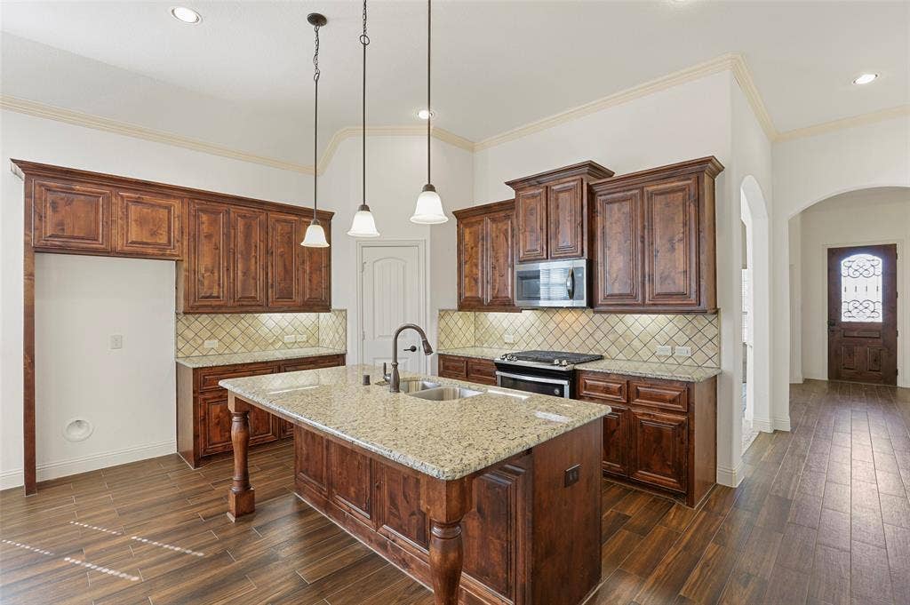 6817 Creek Ferry, McKinney, TX 75071 6817 Creek Ferry, McKinney, TX 75071