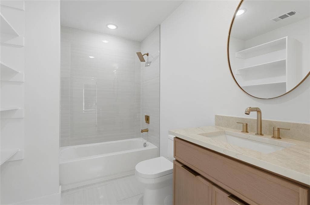 2400 Dyson Street, Dallas, TX 75215 2400 Dyson Street, Dallas, TX 75215
