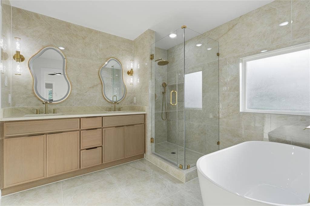 2400 Dyson Street, Dallas, TX 75215 2400 Dyson Street, Dallas, TX 75215