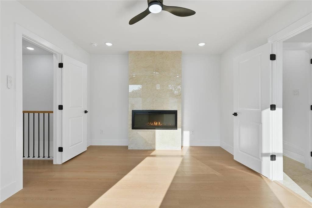 2400 Dyson Street, Dallas, TX 75215 2400 Dyson Street, Dallas, TX 75215