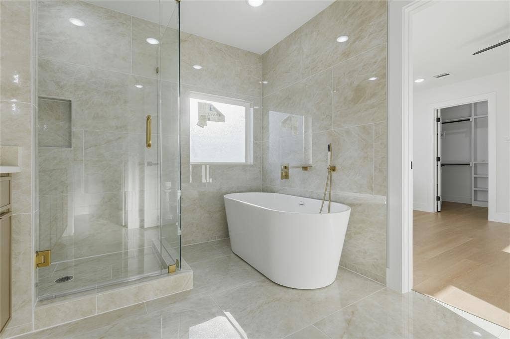 2400 Dyson Street, Dallas, TX 75215 2400 Dyson Street, Dallas, TX 75215