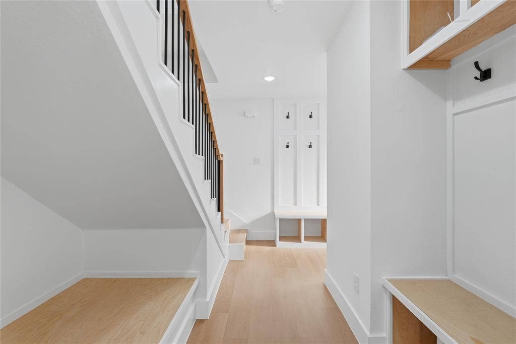 2400 Dyson Street, Dallas, TX 75215 2400 Dyson Street, Dallas, TX 75215