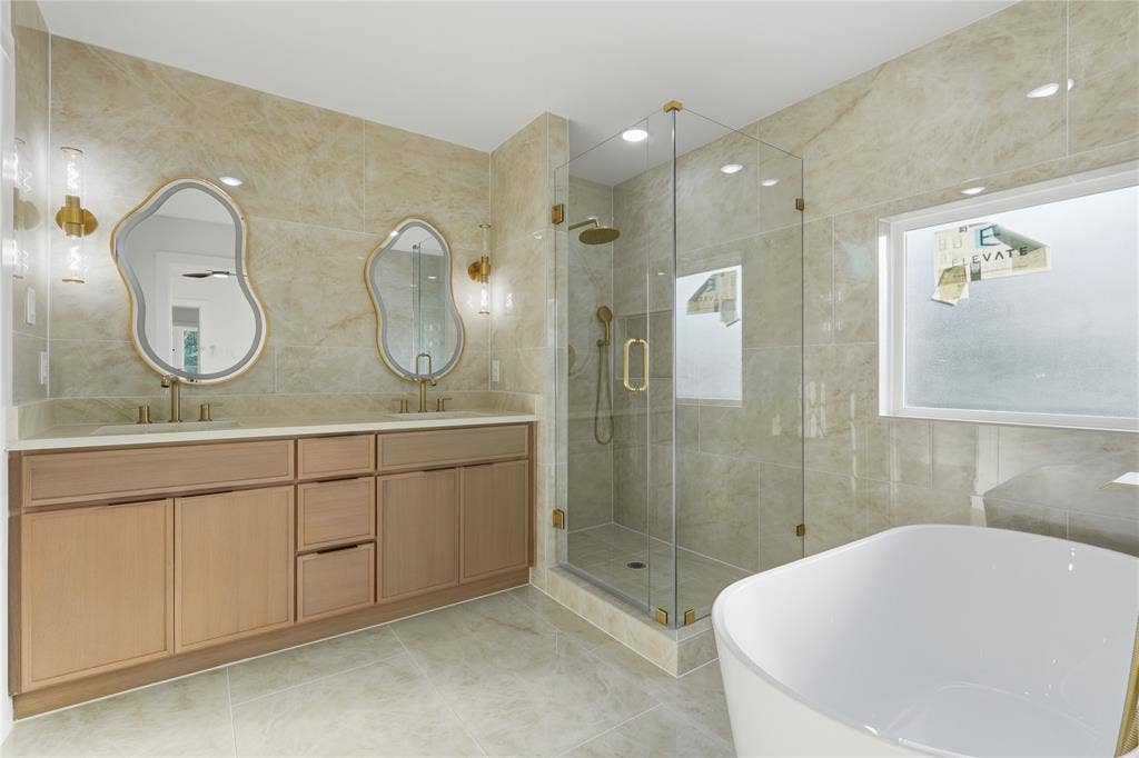 2400 Dyson Street, Dallas, TX 75215 2400 Dyson Street, Dallas, TX 75215