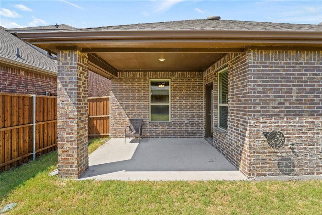 18117 Lakefront Court, Forney, TX 75126