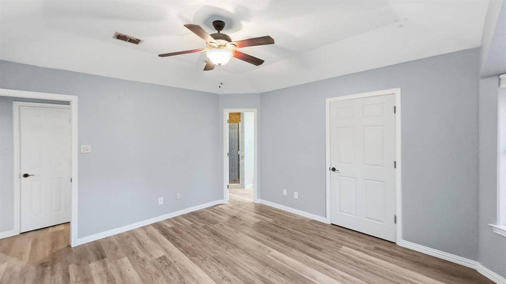 1903 W Spanish Oak Drive, Granbury, TX 76048 Full primary bedroom view.