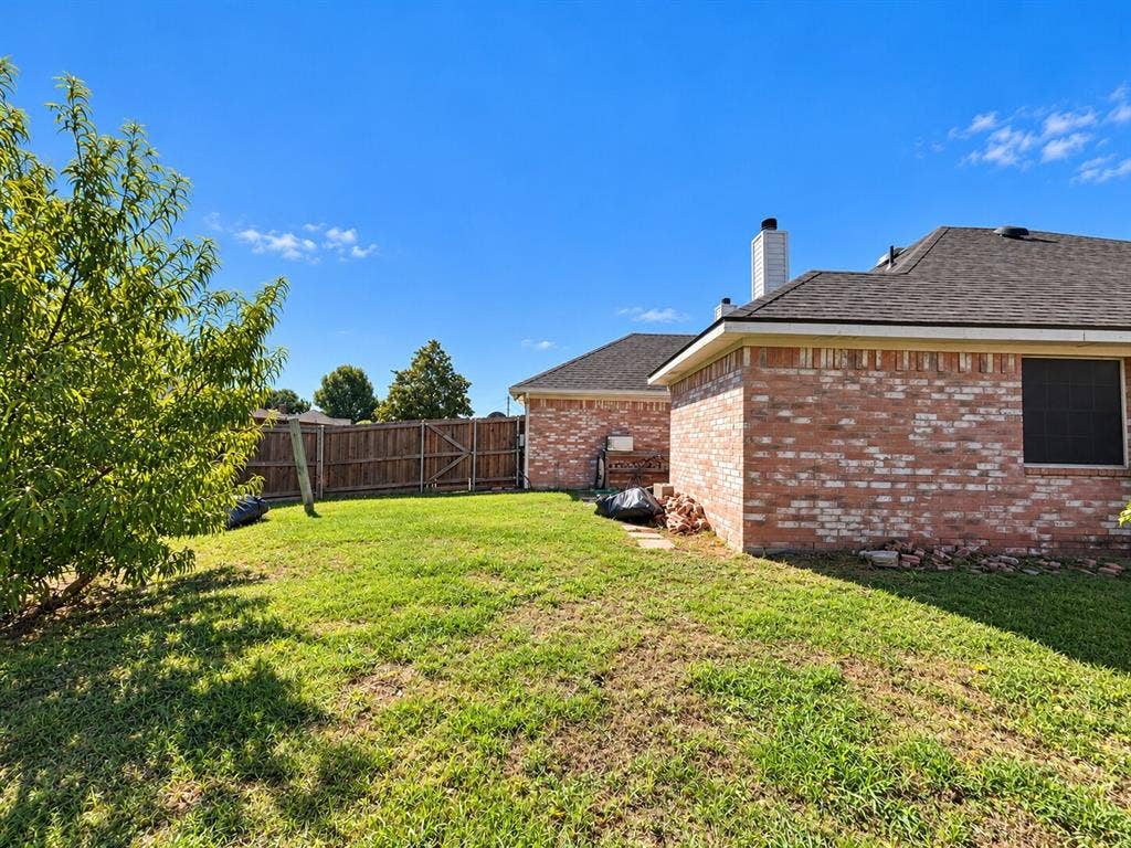 1906 Dartbrook Drive, Rowlett, TX 75089 1906 Dartbrook Drive, Rowlett, TX 75089
