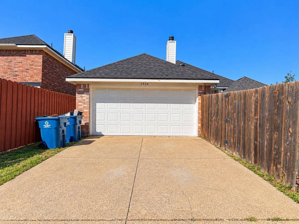 1906 Dartbrook Drive, Rowlett, TX 75089 1906 Dartbrook Drive, Rowlett, TX 75089