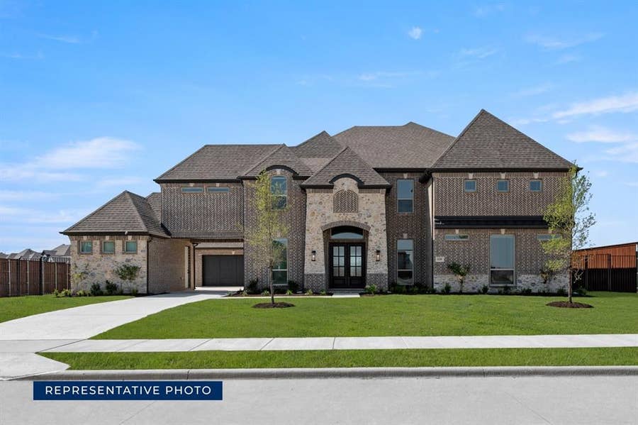 Property photo for 231 Broadmoor Lane, Ovilla, TX