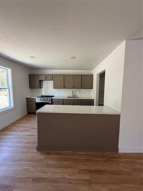 Property photo for 419 S Bond Avenue, Dallas, TX