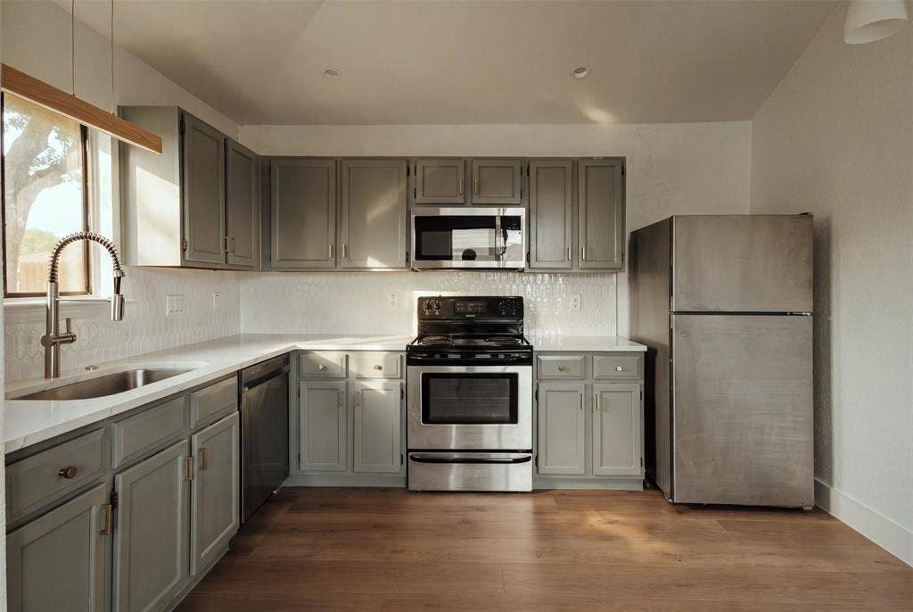 113 Cole Street, Garland, TX 75040