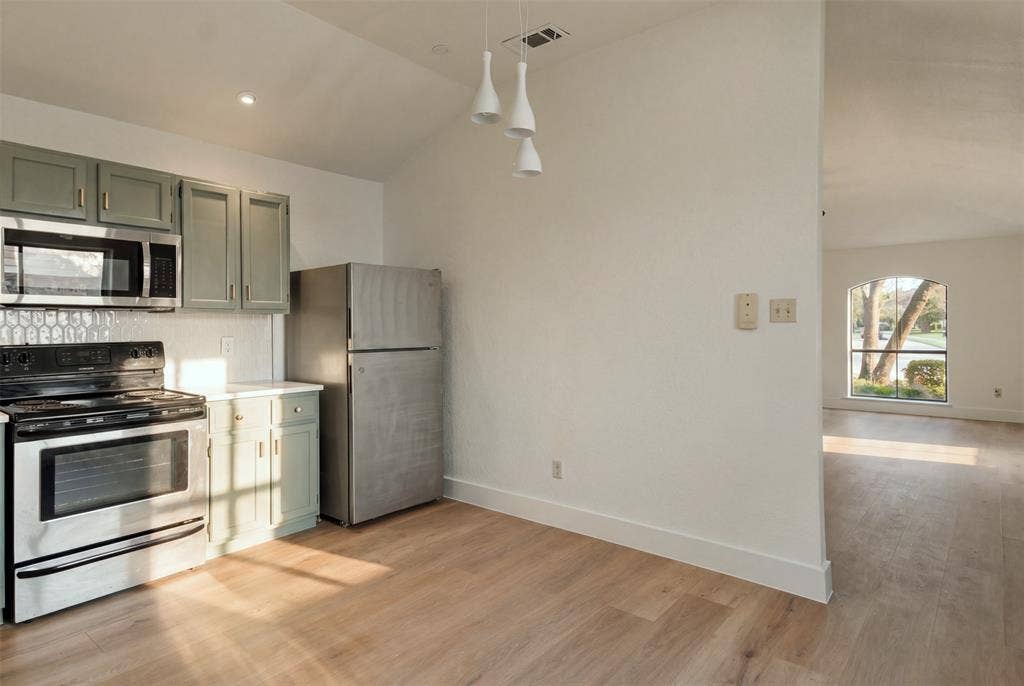 113 Cole Street, Garland, TX 75040