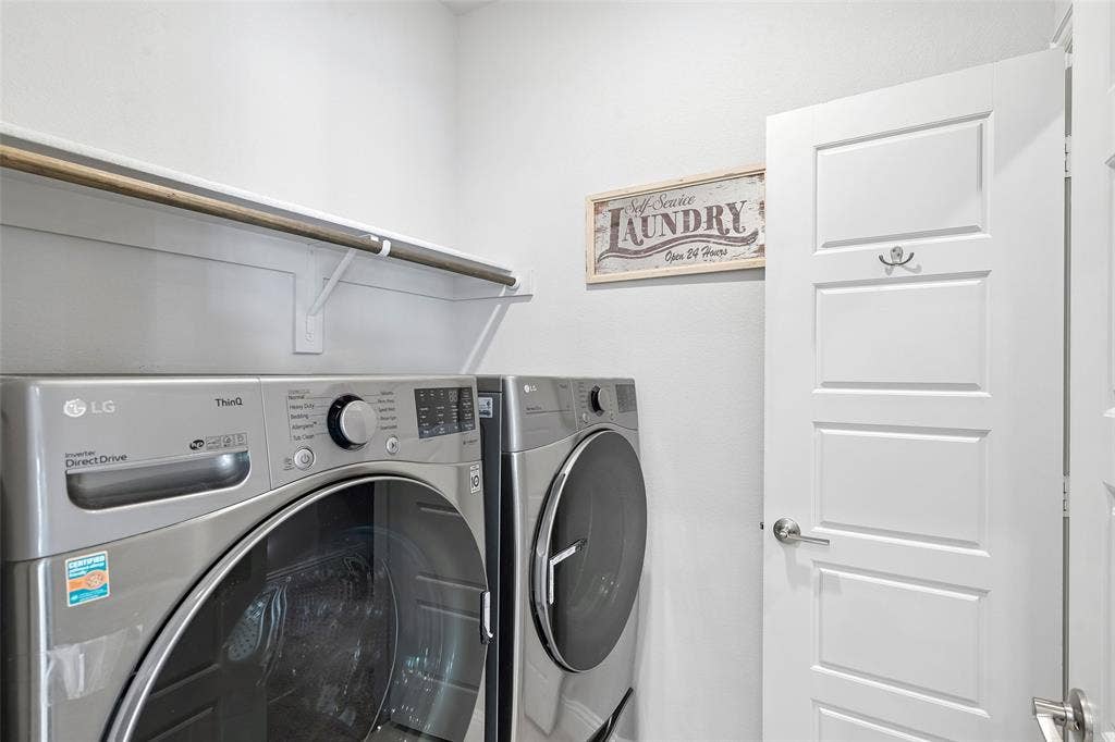 4036 Sparrow Trail, Melissa, TX 75454 Separate Laundry Room