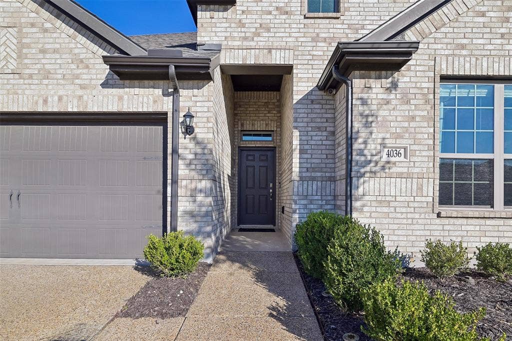 4036 Sparrow Trail, Melissa, TX 75454 Entryway