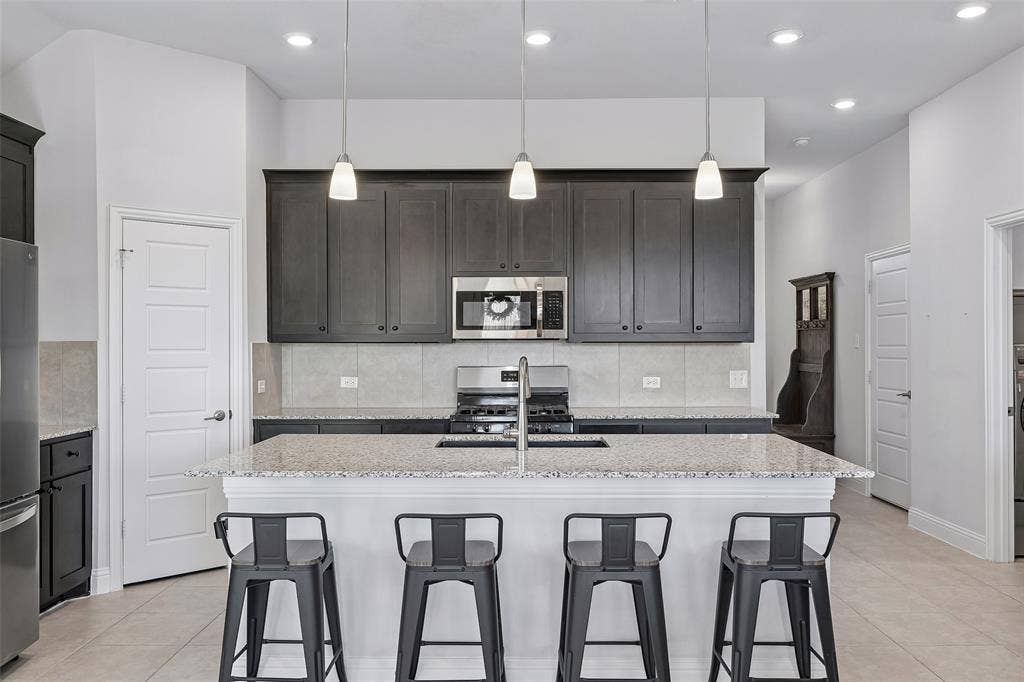 4036 Sparrow Trail, Melissa, TX 75454 Spacious Kitchen