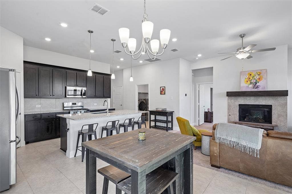 4036 Sparrow Trail, Melissa, TX 75454 Open Floorplan Great for Entertaining