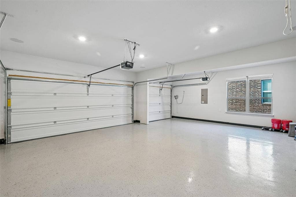 4036 Sparrow Trail, Melissa, TX 75454 Oversized Garage