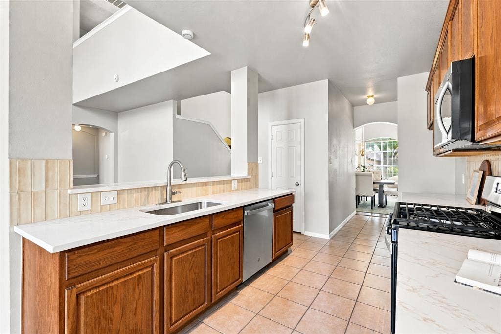5416 Ridgepass Lane, McKinney, TX 75071 5416 Ridgepass Lane, McKinney, TX 75071