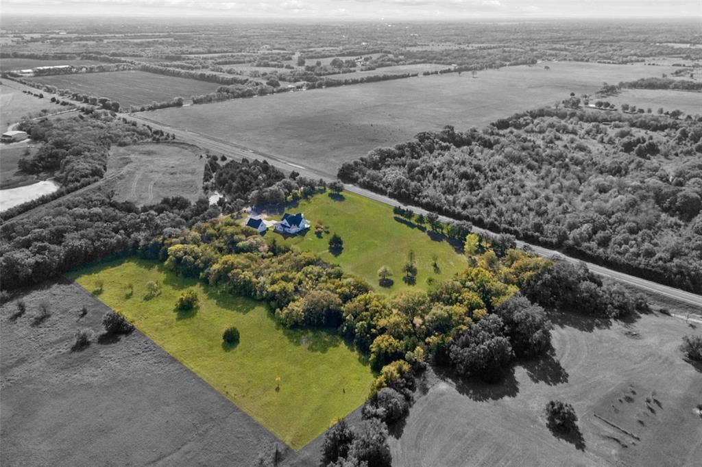 15411 County Road 482, Van Alstyne, TX 75495 15411 County Road 482, Van Alstyne, TX 75495