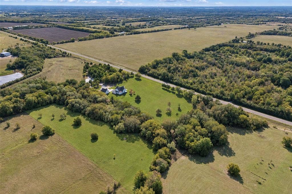 15411 County Road 482, Van Alstyne, TX 75495 15411 County Road 482, Van Alstyne, TX 75495